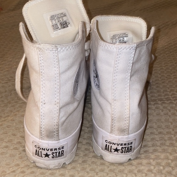 Converse size 6. Worn not more than 3 times. - Picture 4 of 6